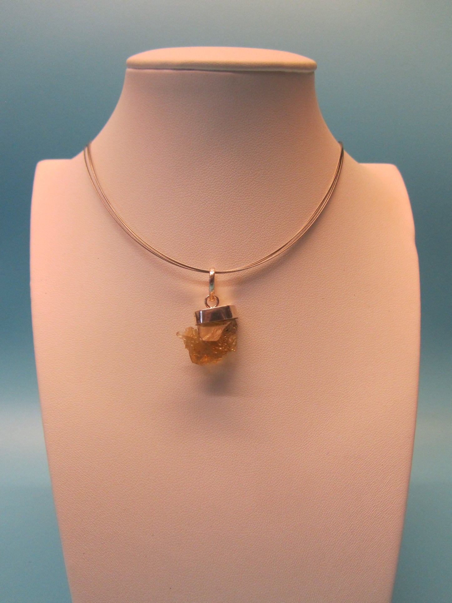 Anhänger Chrysoberyll in Silber gefasst