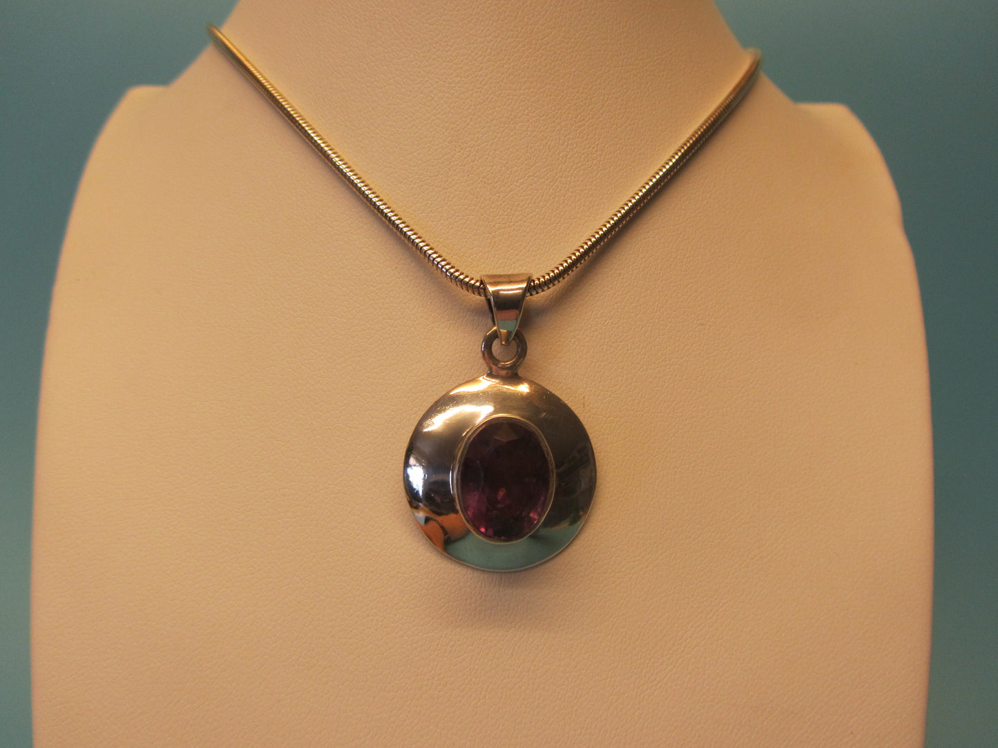 Anhänger Amethyst in Silber gefasst
