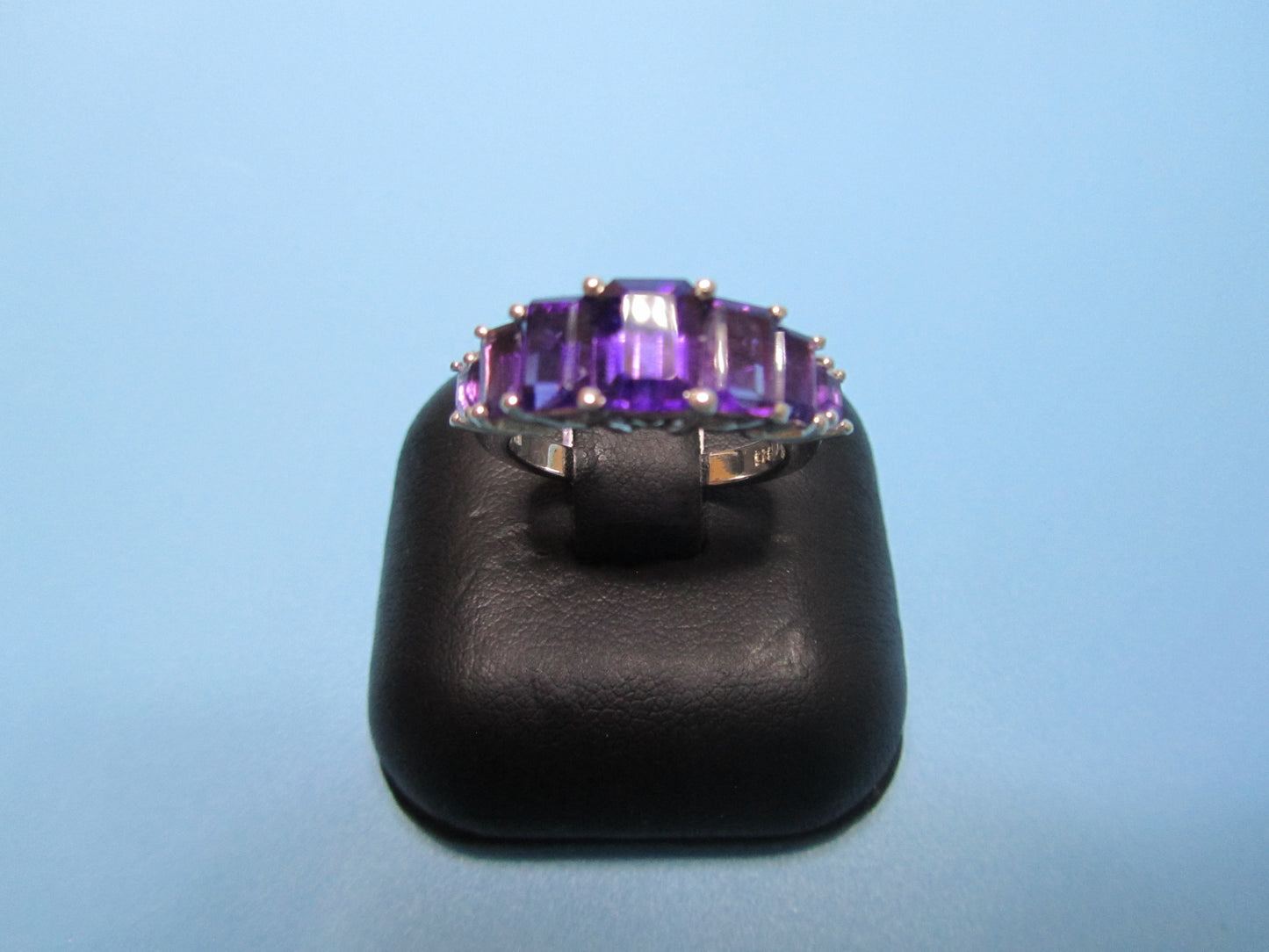 Amethyst- Ring