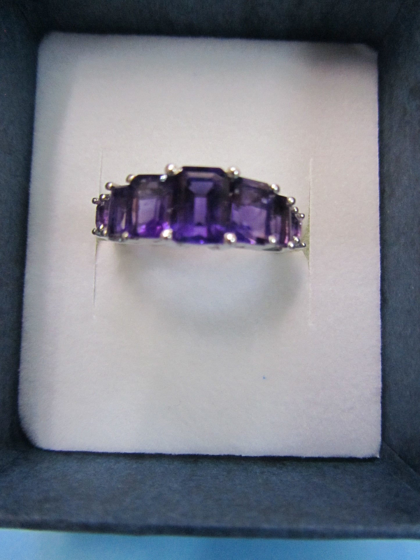 Amethyst- Ring