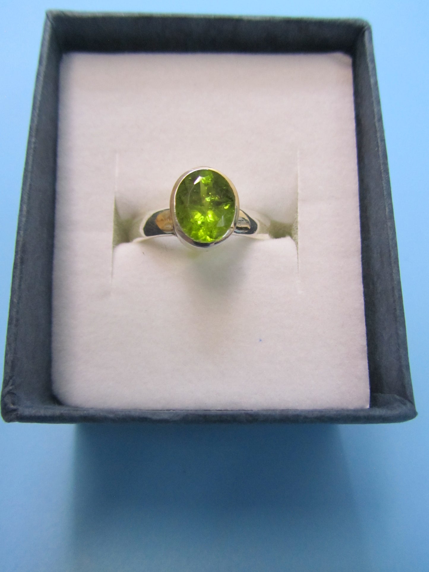 Peridot / Olivin -Ring