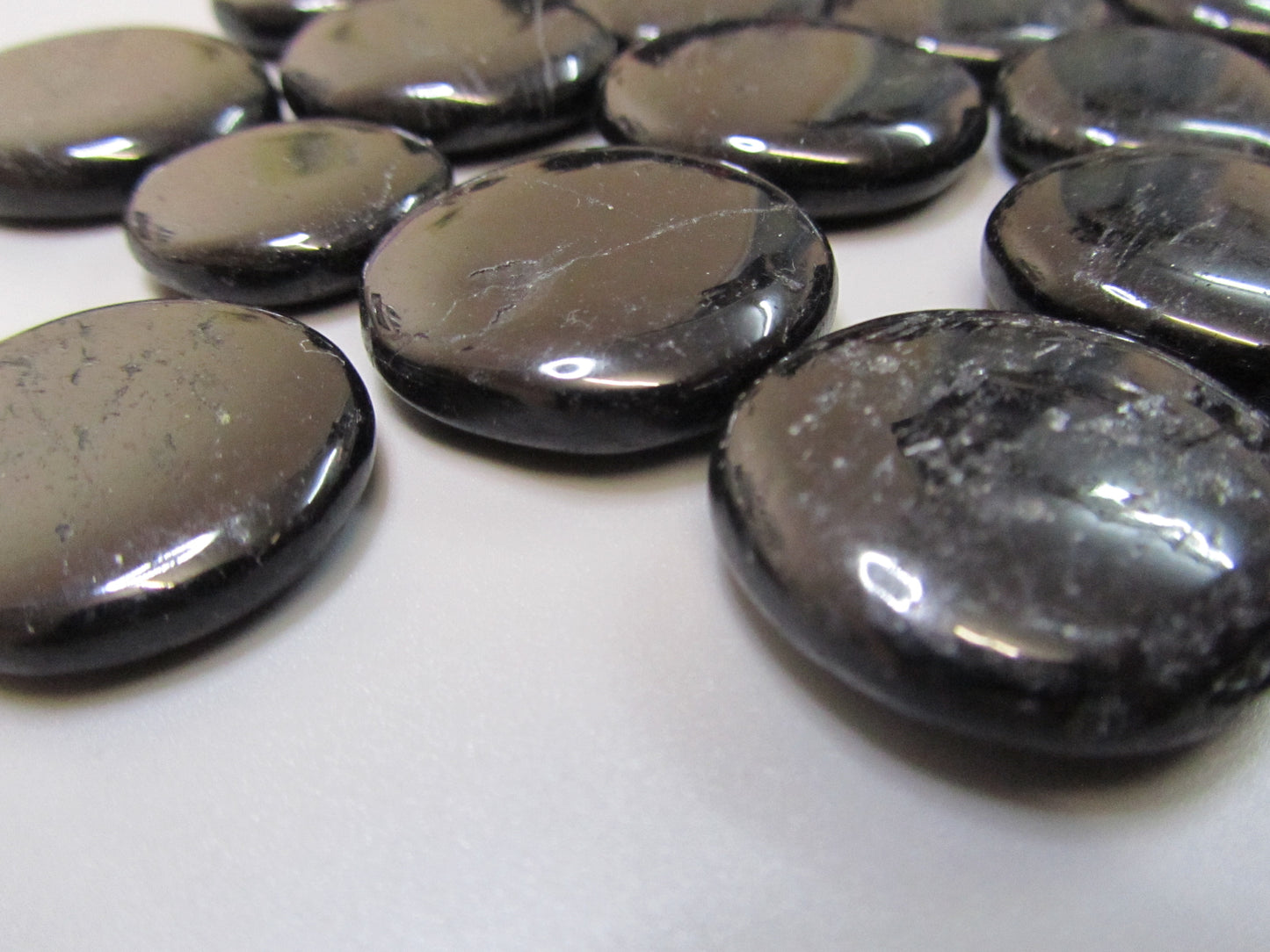 Handschmeichler Turmalin / Schörl ( Stärkster Schutzstein )