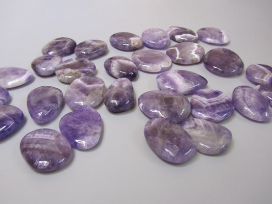 Handschmeichler Amethyst ( Stein für Entspannung )