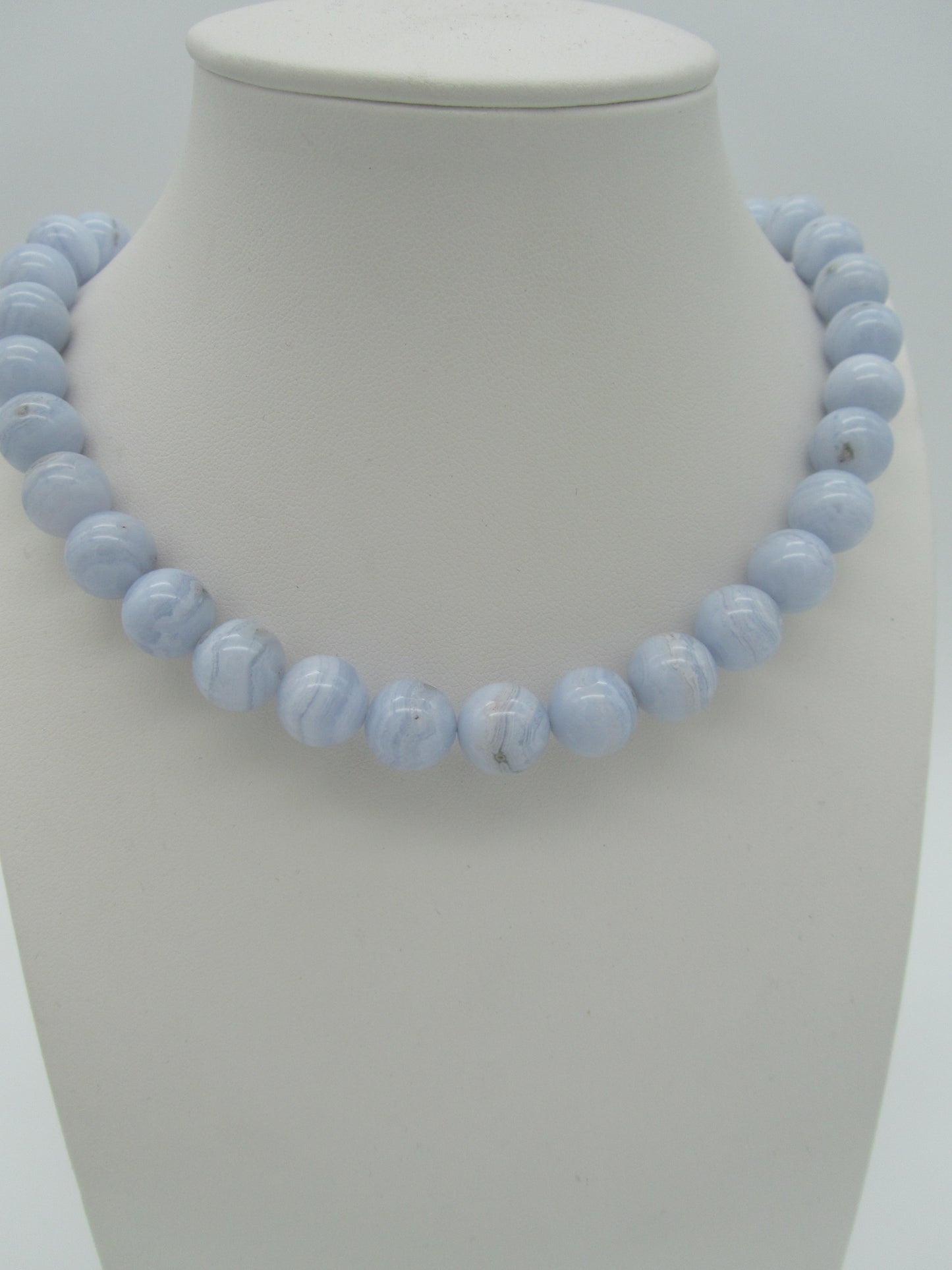 Chalcedon Kette