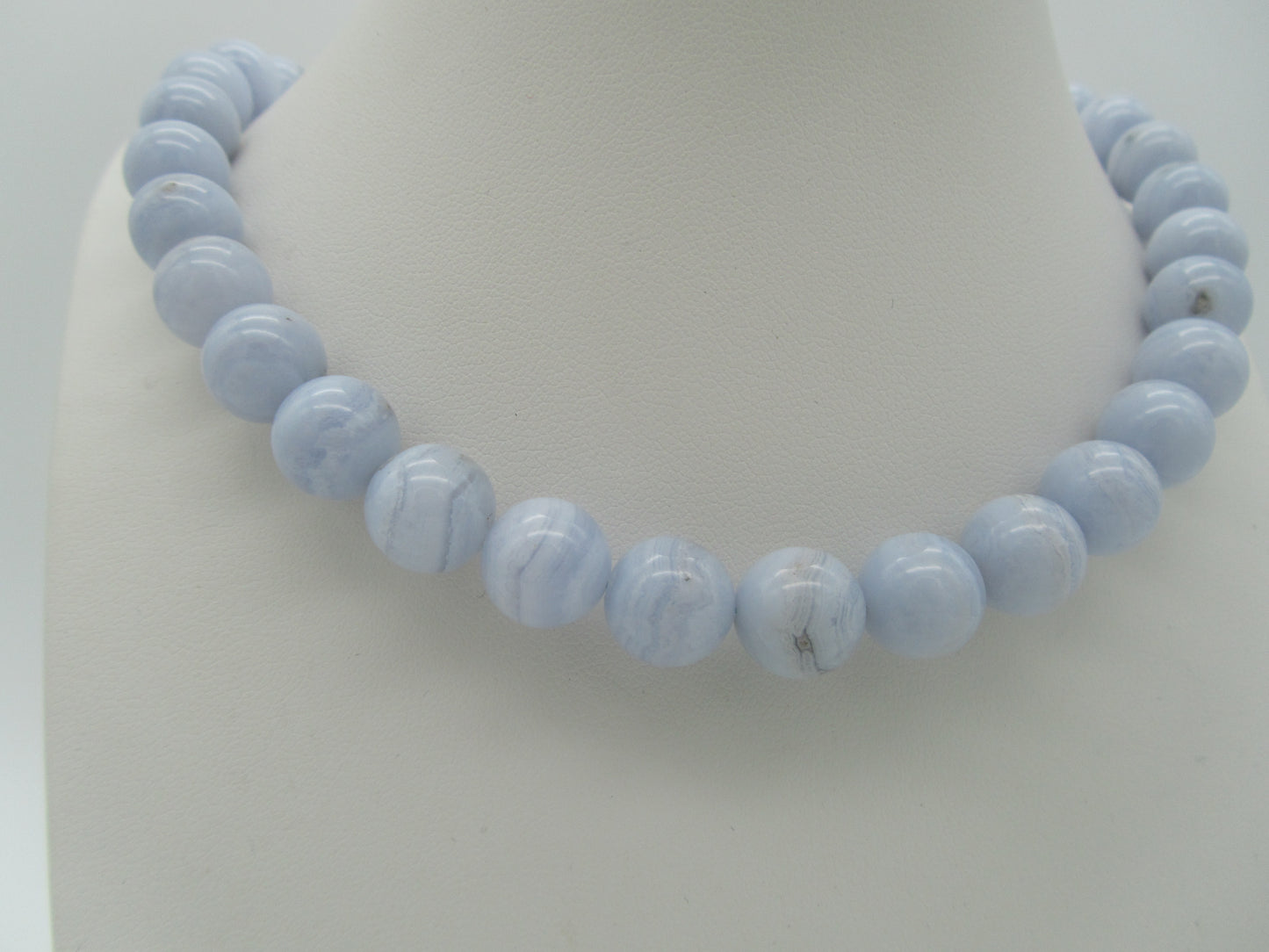 Chalcedon Kette